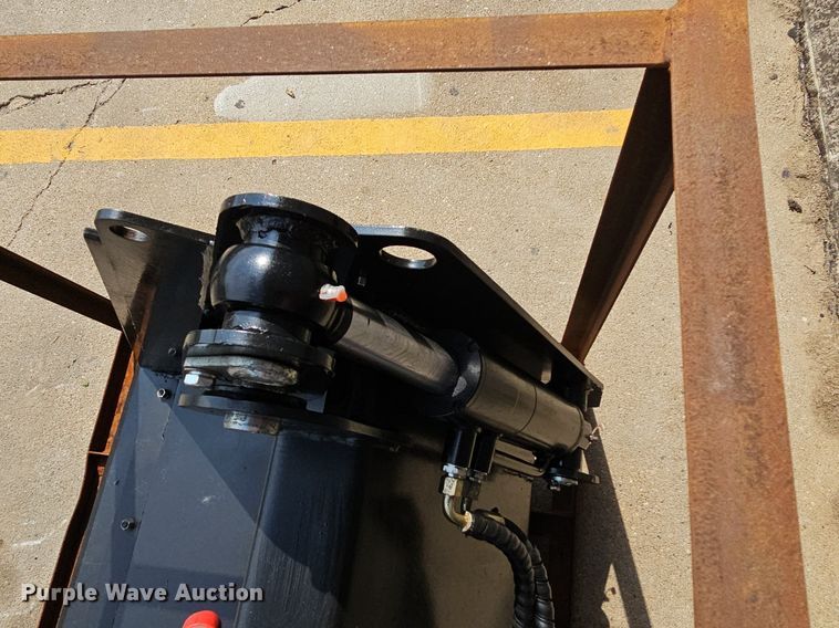 image for item MD9898 2022 Top Cat 41N1BCT  four-in-one skid steer bucket