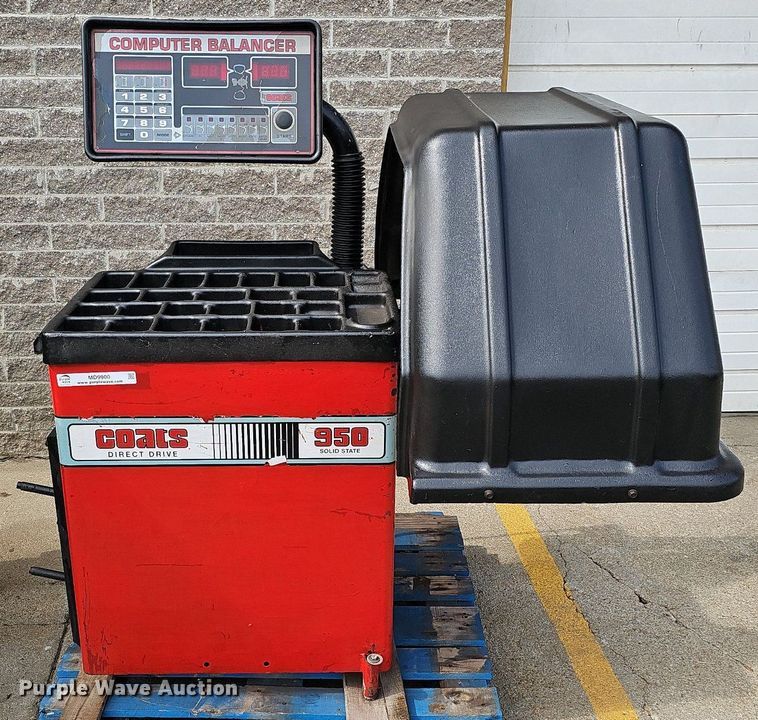 image for item MD9900 (2) Tire balancers