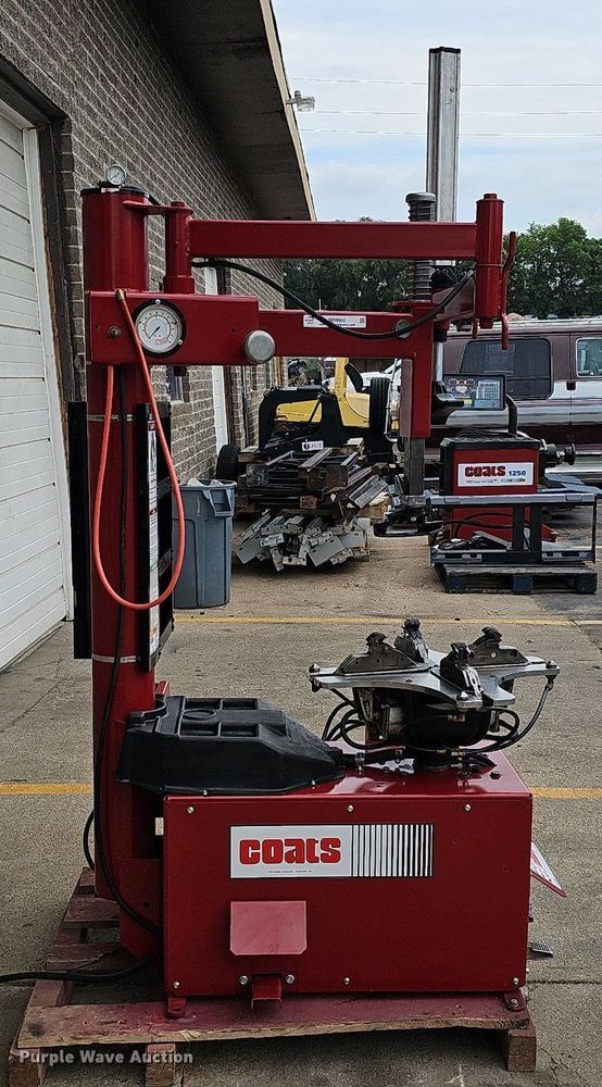 image for item MD9902 Coats X Series 70X-AH-3  rim clamp tire machine