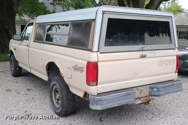 image for item MG9540 1993 Ford F150  pickup truck