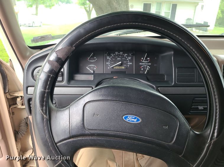 image for item MG9540 1993 Ford F150  pickup truck