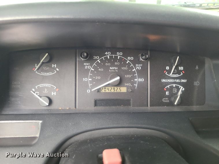 image for item MG9540 1993 Ford F150  pickup truck