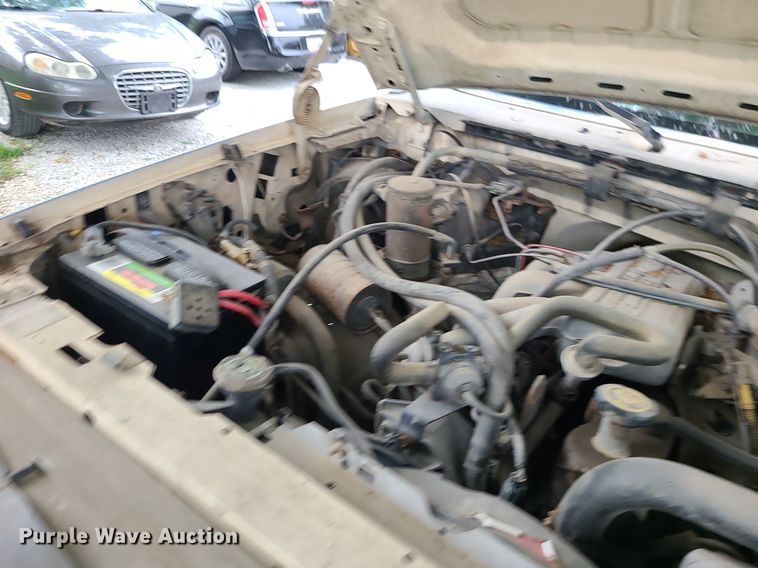 image for item MG9540 1993 Ford F150  pickup truck