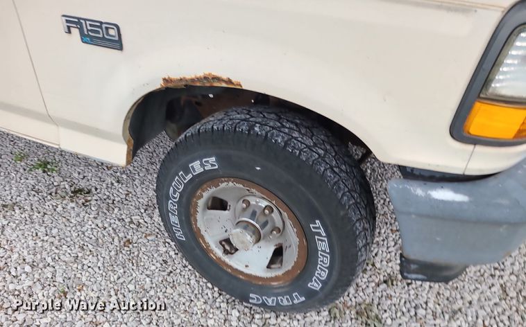 image for item MG9540 1993 Ford F150  pickup truck