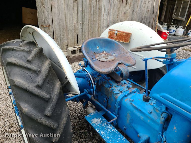 image for item MG9541 Ford 8N  tractor