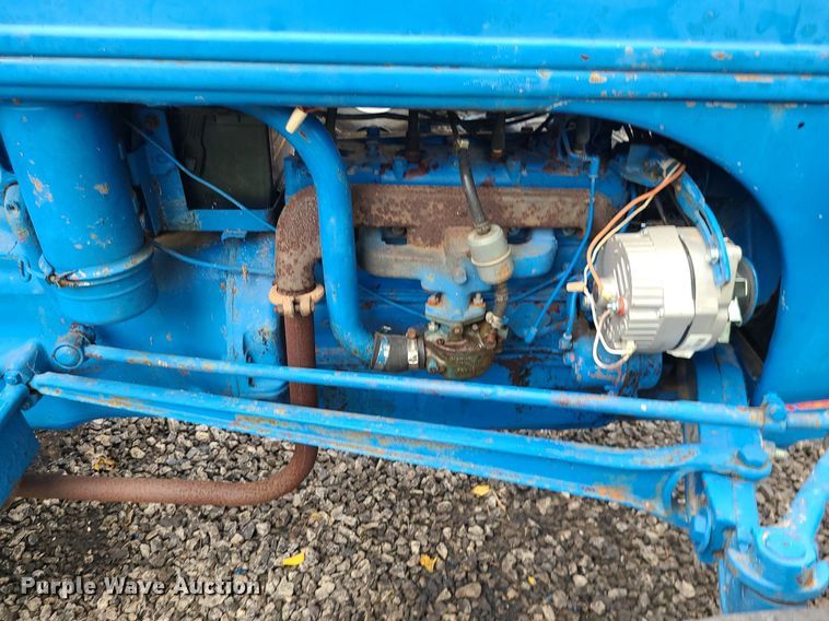 image for item MG9541 Ford 8N  tractor