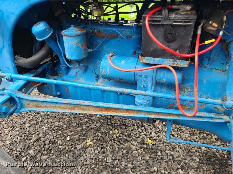 image for item MG9541 Ford 8N  tractor