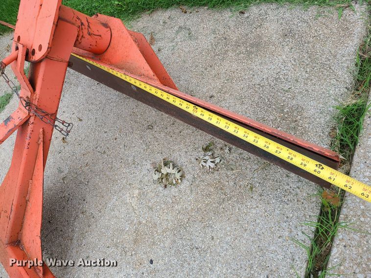 image for item MG9542 (2) pieces of ag equipment