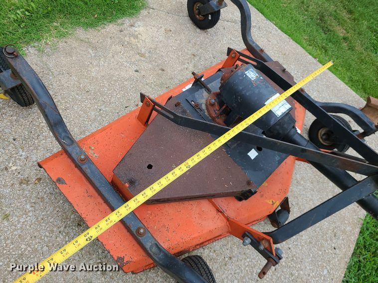 image for item MG9542 (2) pieces of ag equipment