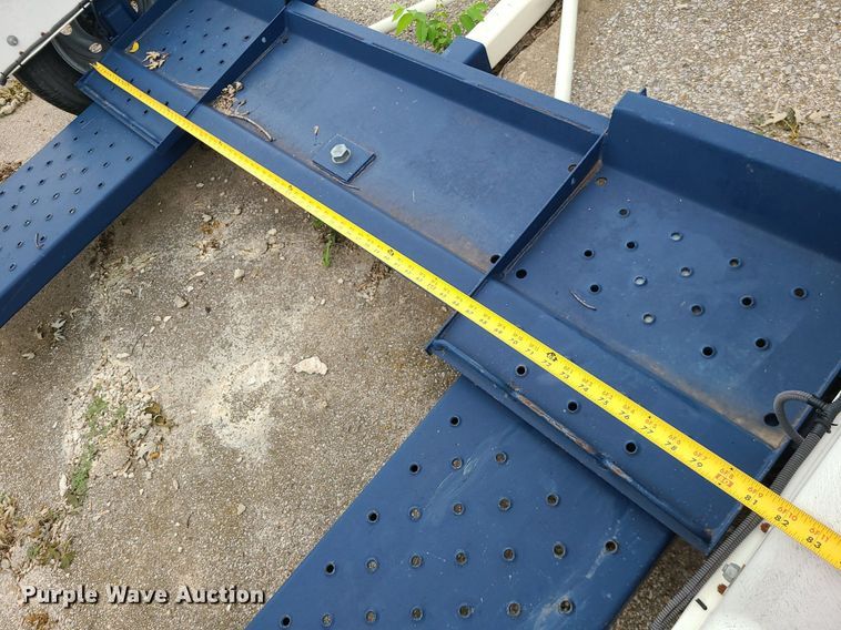 image for item MG9543 Master Tow  car dolly