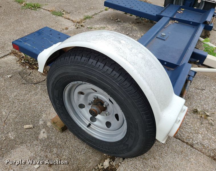 image for item MG9543 Master Tow  car dolly