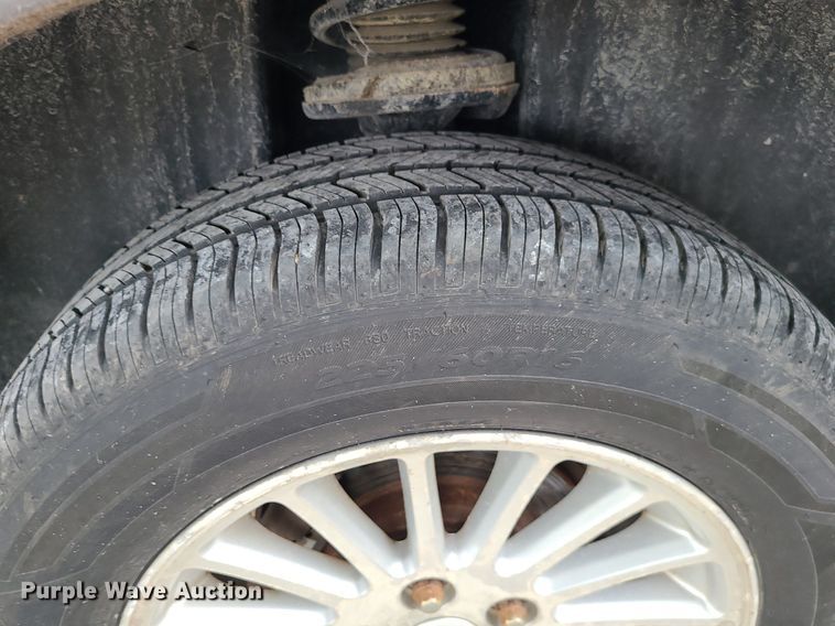 image for item MG9545 2004 Chrysler Concorde