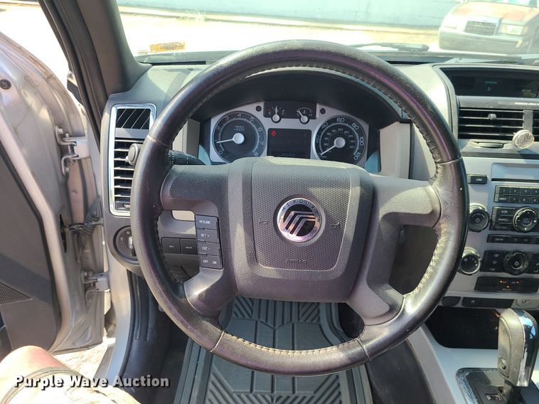 image for item MG9607 2008 Mercury Mariner  SUV