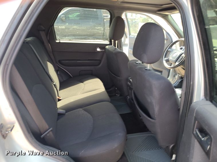 image for item MG9607 2008 Mercury Mariner  SUV