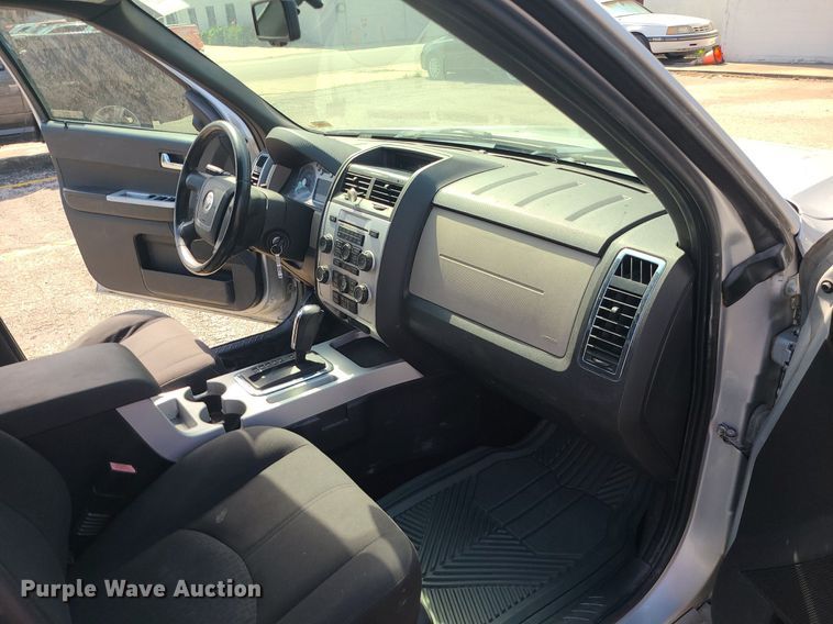 image for item MG9607 2008 Mercury Mariner  SUV