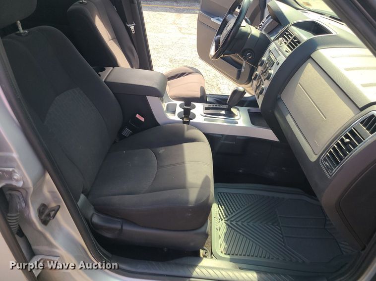 image for item MG9607 2008 Mercury Mariner  SUV