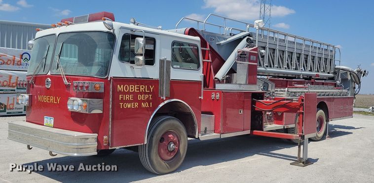 image for item MO9718 1984 Sutphen TS-1004  aerial platform fire truck