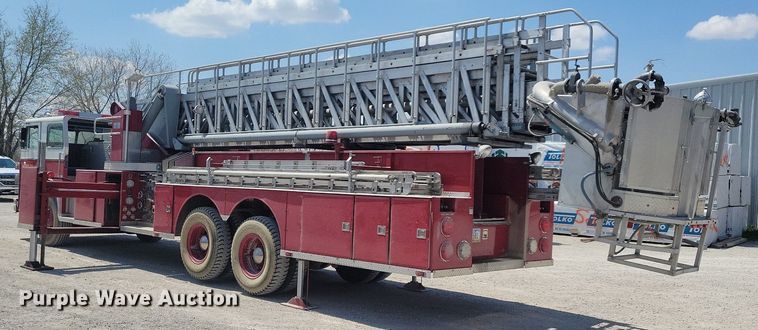 image for item MO9718 1984 Sutphen TS-1004  aerial platform fire truck