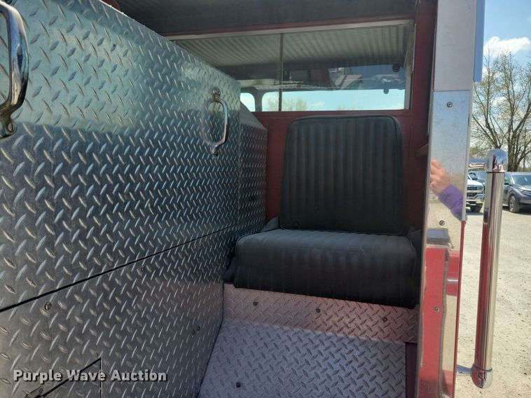 image for item MO9718 1984 Sutphen TS-1004  aerial platform fire truck