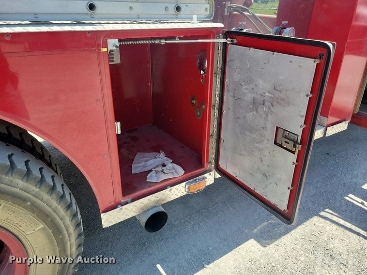 image for item MO9718 1984 Sutphen TS-1004  aerial platform fire truck