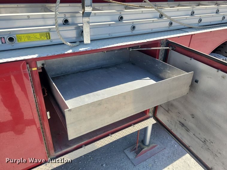 image for item MO9718 1984 Sutphen TS-1004  aerial platform fire truck