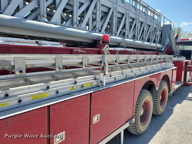 image for item MO9718 1984 Sutphen TS-1004  aerial platform fire truck