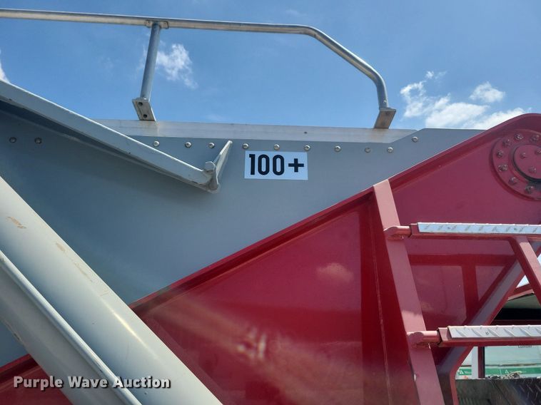 image for item MO9718 1984 Sutphen TS-1004  aerial platform fire truck