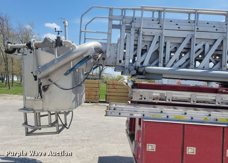 image for item MO9718 1984 Sutphen TS-1004  aerial platform fire truck