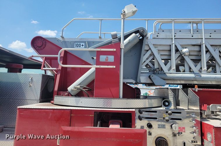 image for item MO9718 1984 Sutphen TS-1004  aerial platform fire truck