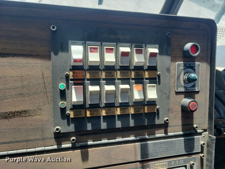 image for item MO9718 1984 Sutphen TS-1004  aerial platform fire truck