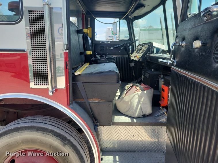 image for item MO9718 1984 Sutphen TS-1004  aerial platform fire truck