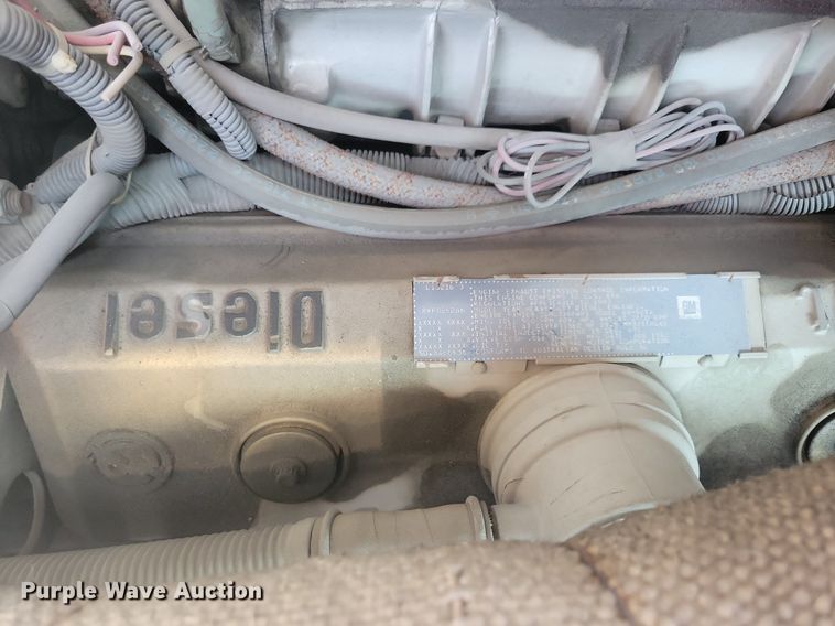 image for item MO9718 1984 Sutphen TS-1004  aerial platform fire truck