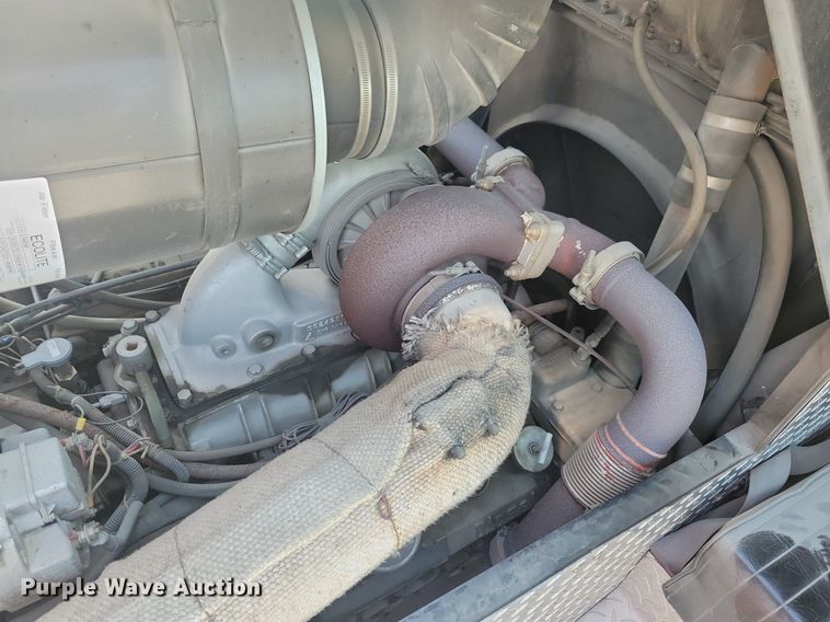 image for item MO9718 1984 Sutphen TS-1004  aerial platform fire truck