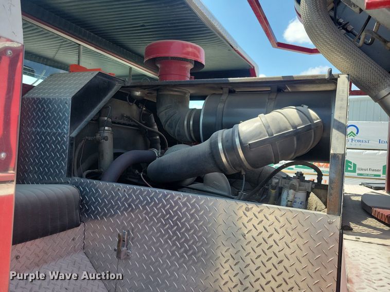 image for item MO9718 1984 Sutphen TS-1004  aerial platform fire truck