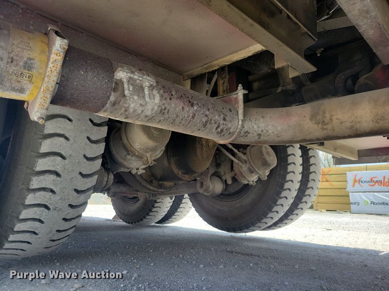 image for item MO9718 1984 Sutphen TS-1004  aerial platform fire truck