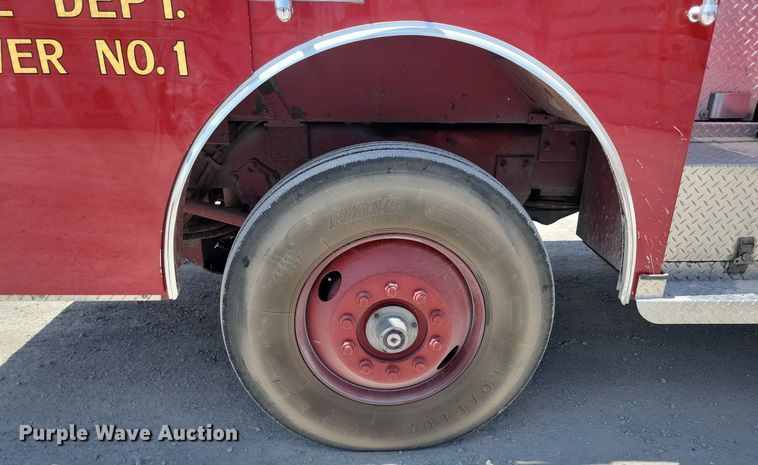 image for item MO9718 1984 Sutphen TS-1004  aerial platform fire truck