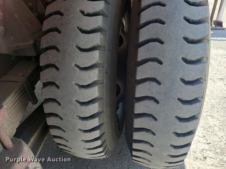 image for item MO9718 1984 Sutphen TS-1004  aerial platform fire truck