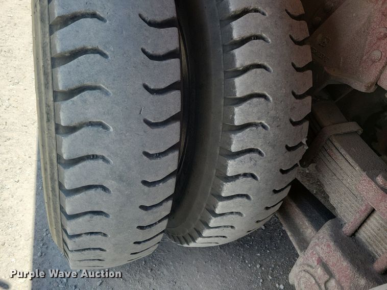 image for item MO9718 1984 Sutphen TS-1004  aerial platform fire truck