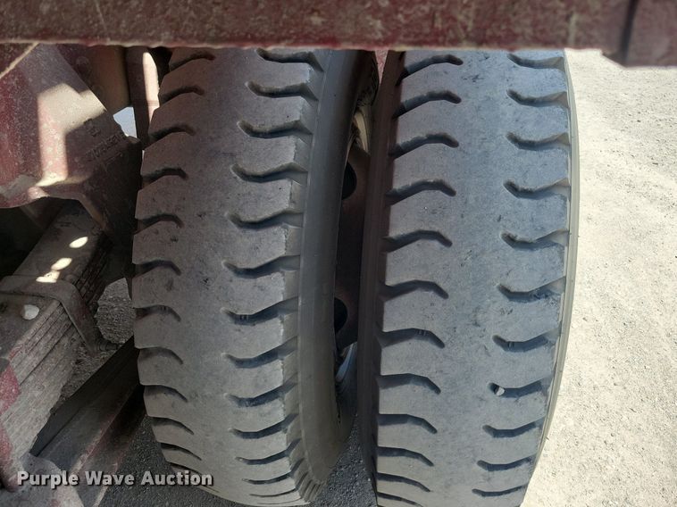 image for item MO9718 1984 Sutphen TS-1004  aerial platform fire truck