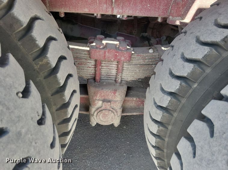 image for item MO9718 1984 Sutphen TS-1004  aerial platform fire truck