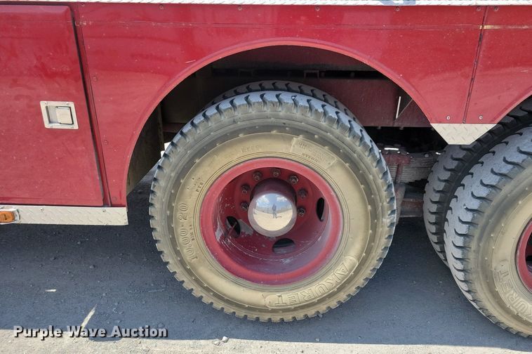 image for item MO9718 1984 Sutphen TS-1004  aerial platform fire truck