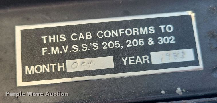 image for item MO9718 1984 Sutphen TS-1004  aerial platform fire truck