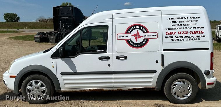 image for item MQ9296 2010 Ford Transit Connect  van