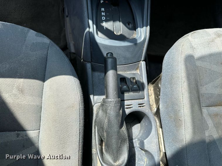 image for item MQ9296 2010 Ford Transit Connect  van