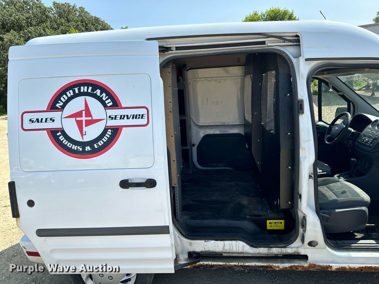 image for item MQ9296 2010 Ford Transit Connect  van