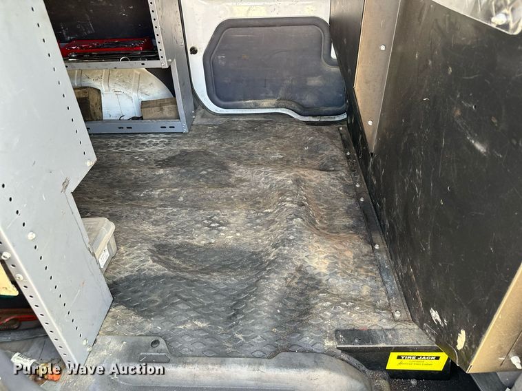 image for item MQ9296 2010 Ford Transit Connect  van