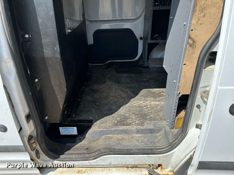 image for item MQ9296 2010 Ford Transit Connect  van