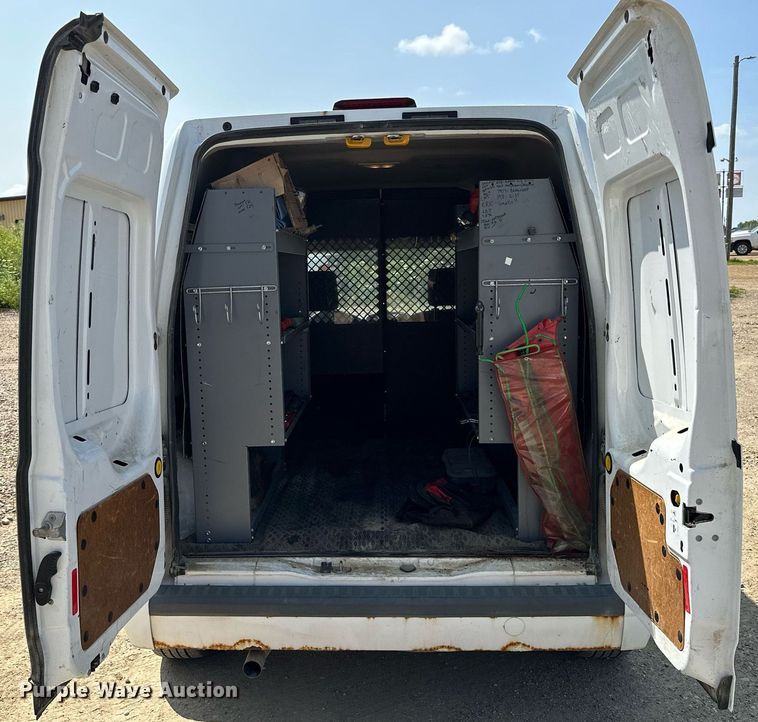 image for item MQ9296 2010 Ford Transit Connect  van