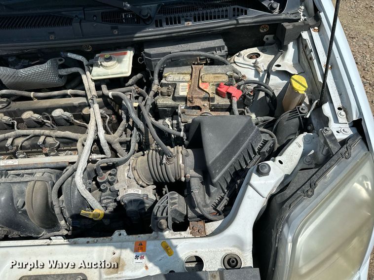 image for item MQ9296 2010 Ford Transit Connect  van