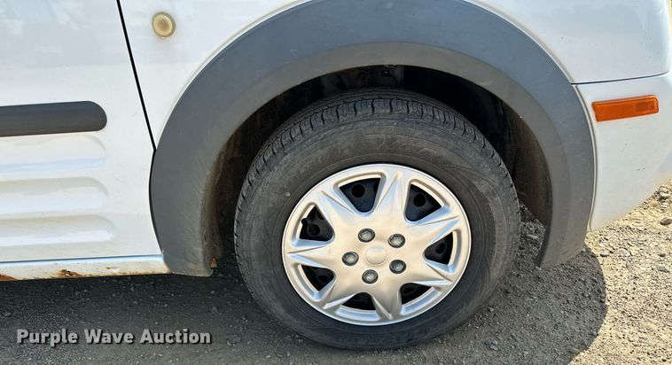 image for item MQ9296 2010 Ford Transit Connect  van